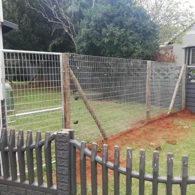 Welded Mesh With Cca Wooden Posts